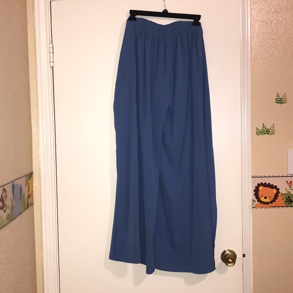 Blue pants - Picture 2 of 4